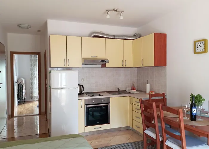 Lea 2 Apartment *